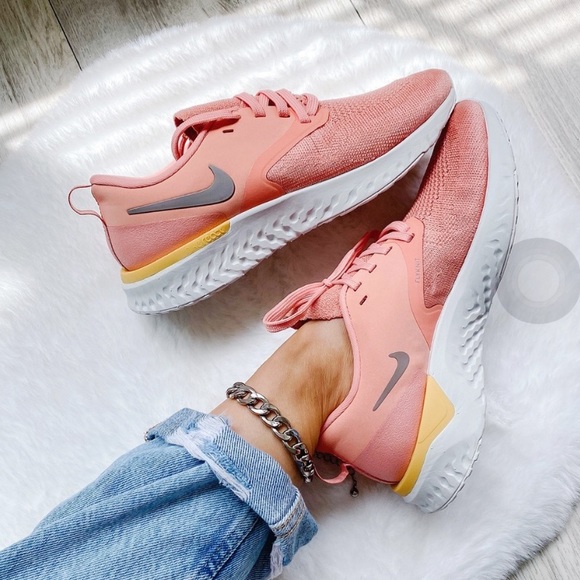 Nike odyssey flyknit sneakers - Picture 2 of 2